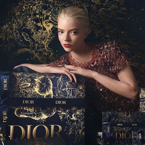 dior holidays 2022.